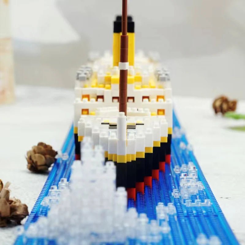 Titanic LEGO Building Set 1860pcs | Large Cruise Ship, DIY Kids Toys - VarietyGifts